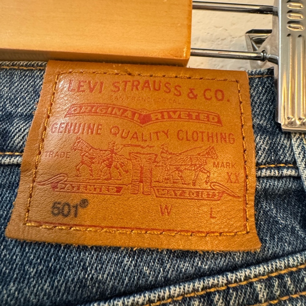 Levis 501 straight leg - Picture 8 of 12